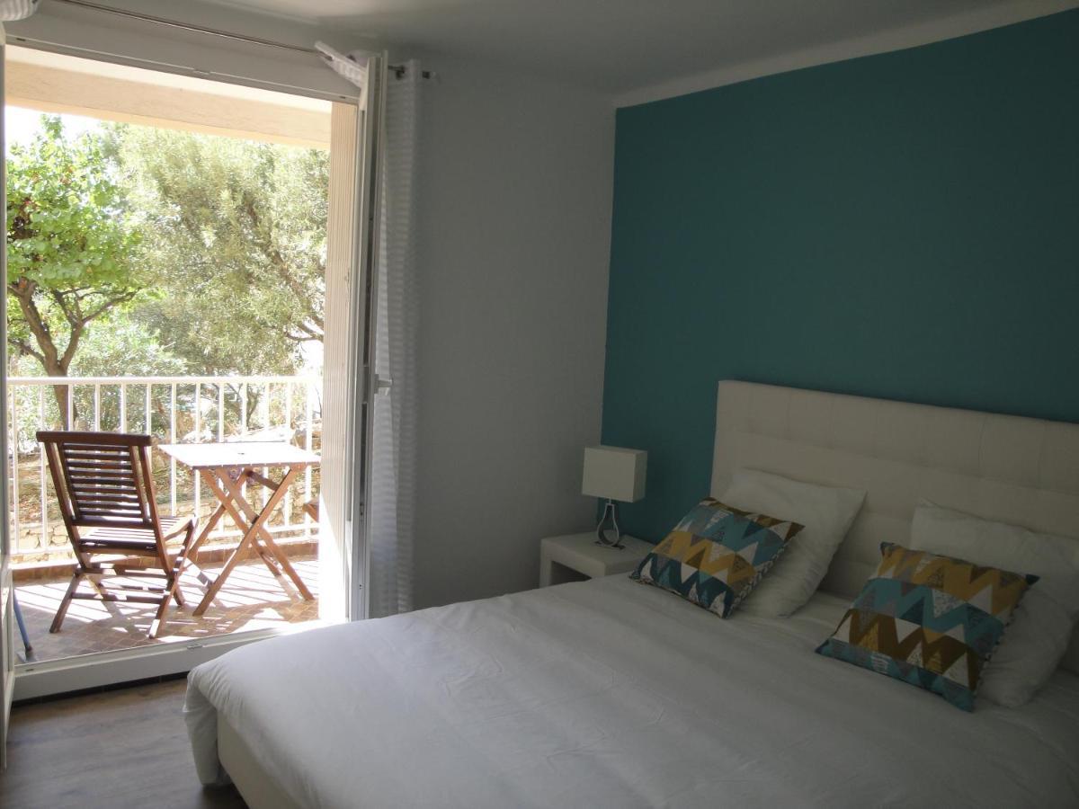 T3 4* Centre De Parking, Climatisé, Wifi Appartement Cassis