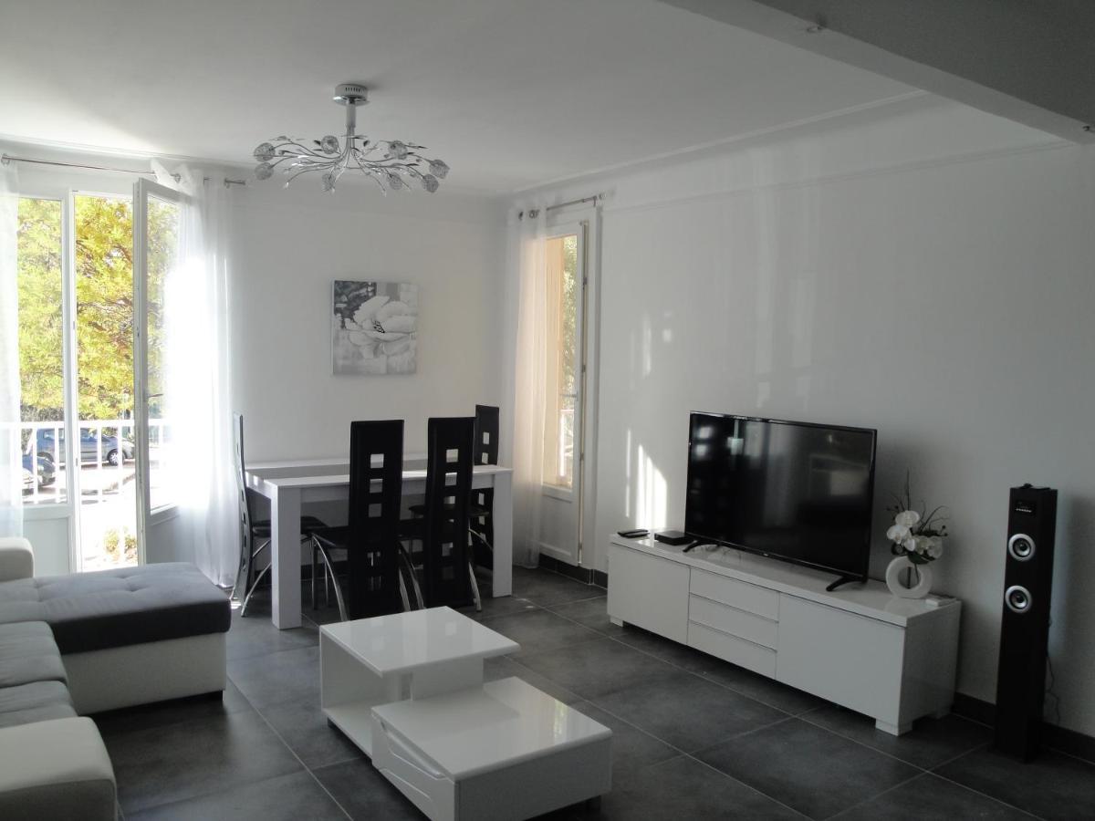 T3 4* Centre De Parking, Climatisé, Wifi * Cassis